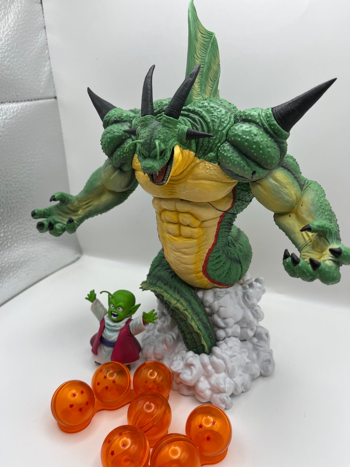 Recast Pornuga Statue