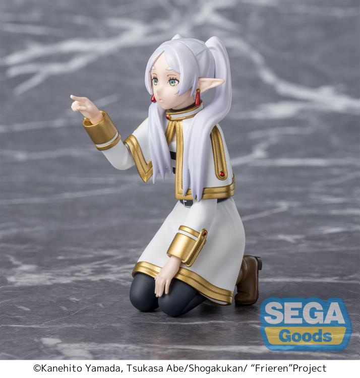 Frieren: Beyond Journey's End Frieren (Poking Something) Premium Perching Figure